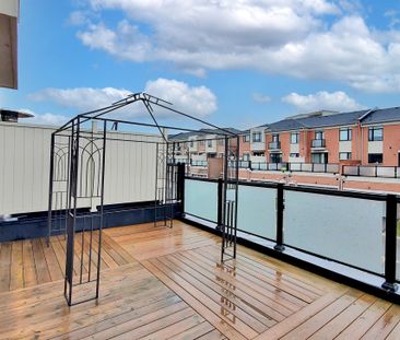 For Lease - 47 Sparks Street, Aurora, Ontario - Photo 3