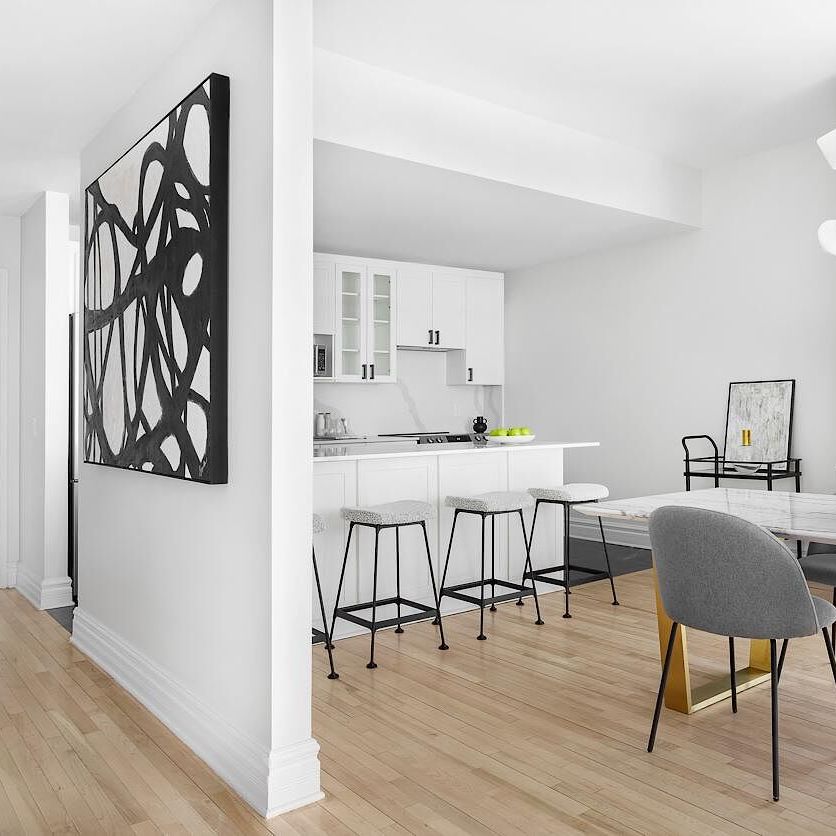 2015 De La Montagne, Montréal, QC - Photo 1