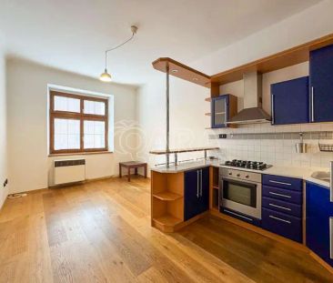 Dlouhodobý pronájem bytu 2+kk na nejlepším místě v Holešovicích - Photo 6