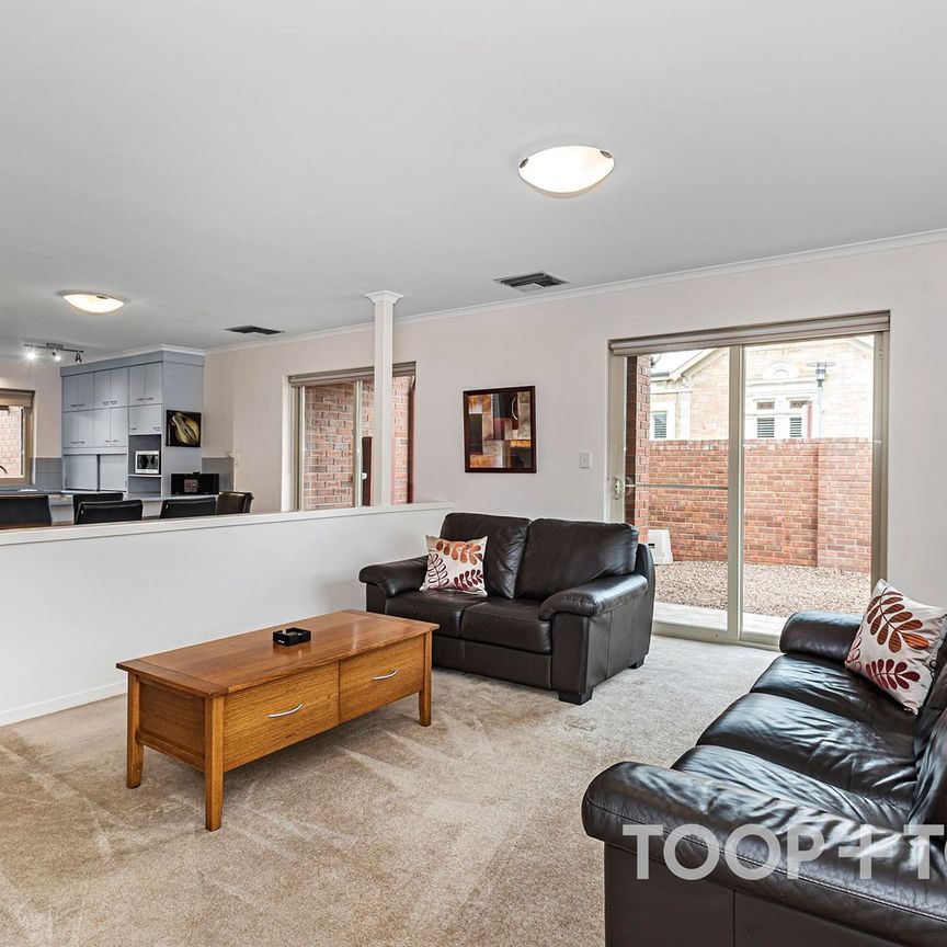 Lovely North Adelaide 3 Bedroom Home! - Photo 1