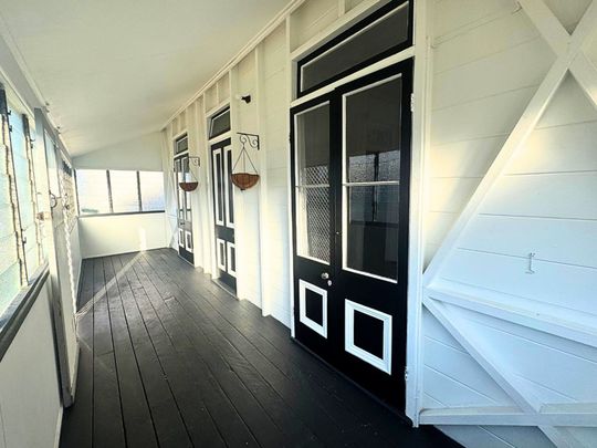 Classic Character Home - Photo 1