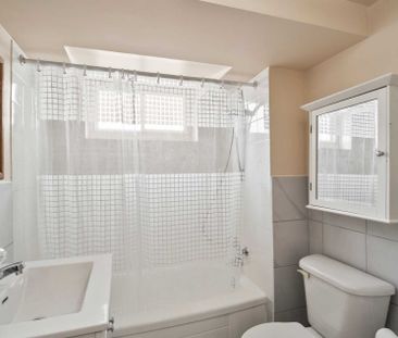 For Lease - 68 John Street Unit# Lower, Barrie, Ontario - Photo 3