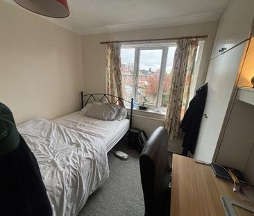 4 bedroom house to rent - Photo 3