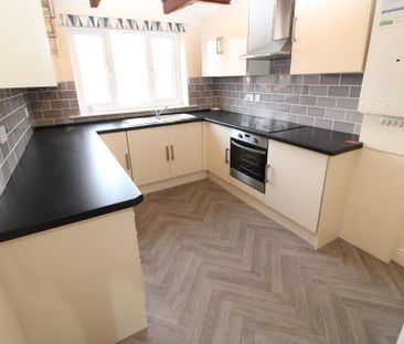 2 bedroom duplex to rent - Photo 4