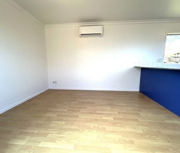 Somerville - Photo 3