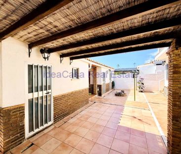 Casa o chalet de alquiler en El Faro de Calaburra - Chaparral - Foto 6
