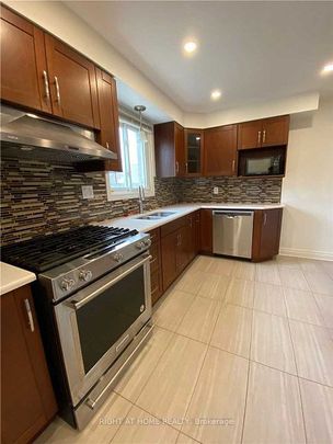 For Lease - 3158 Mccarron Crescent, Mississauga, Ontario - Photo 1