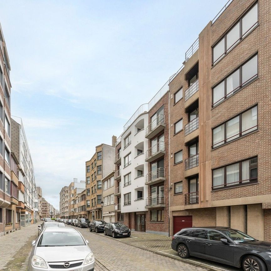 Hedendaags appartement met 2 ruime terrassen - Foto 1