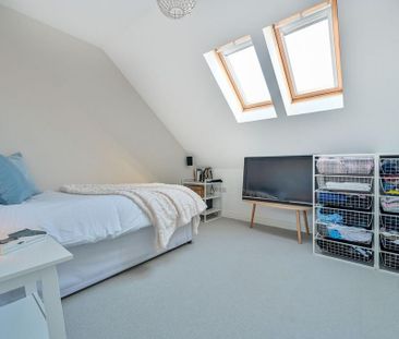 3 bedroom end of terrace house to rent - Photo 5
