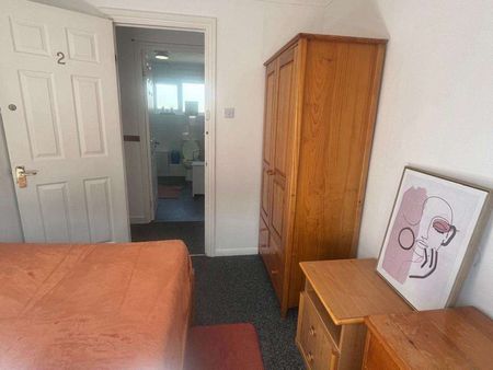 Downs Road Room 2 - Photo 3