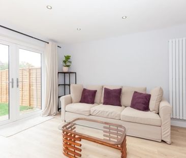 Spruce Drive, Bicester - Photo 2