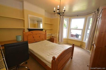 4 bedroom property to rent in Reading - Photo 2