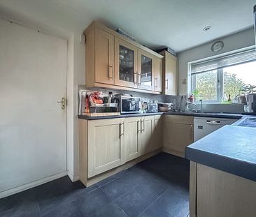 3 bedroom detached house to rent, - Photo 6