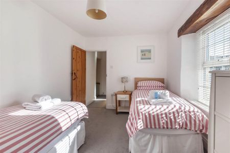 Instow, Bideford - Photo 3