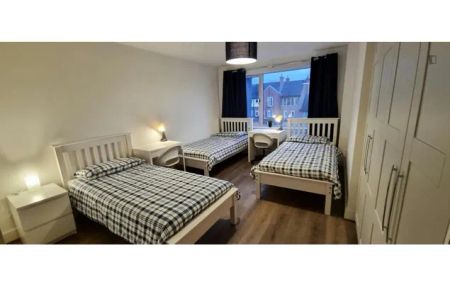 Rent 7 bedroom apartment in Dublin - Photo 3