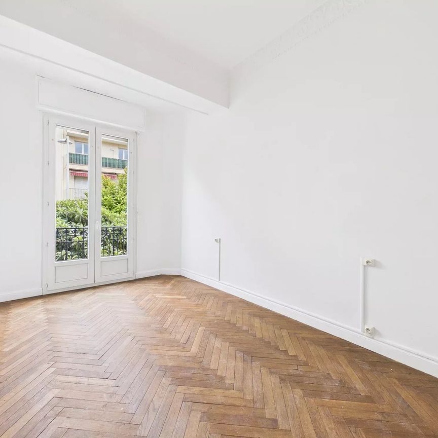 Location Maison 4 pièces 88m² NICE 06100 - Photo 1