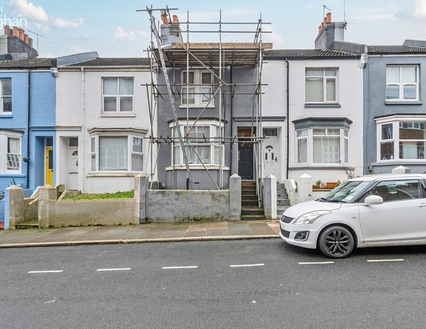 3 bedroom terraced house to rent - Photo 1