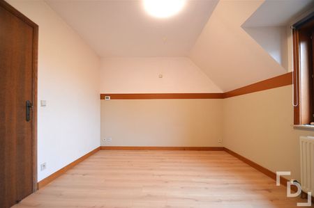 Ruim appartement op toplocatie te huur in Ieper - Photo 3