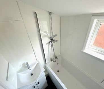 3 bedroom detached house to rent - Photo 6