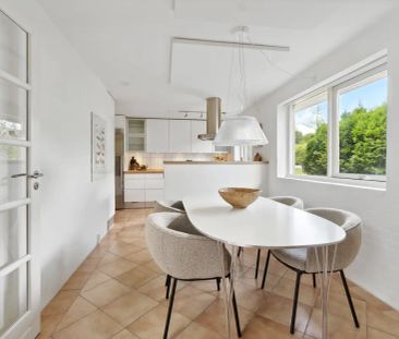 Den skønneste villa med søgrund i Paradiskvarteret i Holte - Photo 5