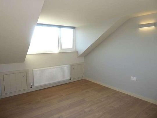 Dragley Beck, Ulverston, LA12 - Photo 1