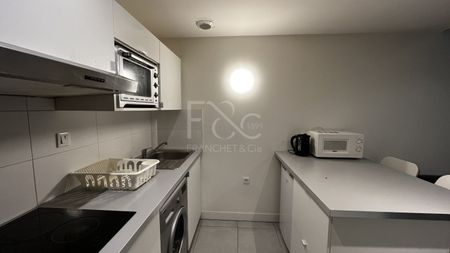 Studio meublé de 24,89m² avec mezzanine - Rue Servient à Lyon 3ème - Photo 2
