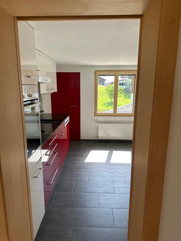 4Zi Wohnung in Rueun GR - Photo 3