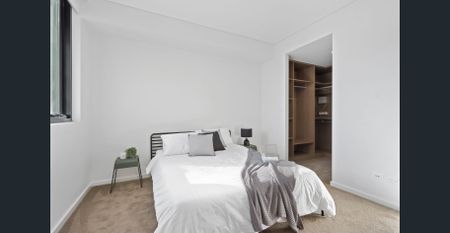 Location, Location, Location.... - Photo 3