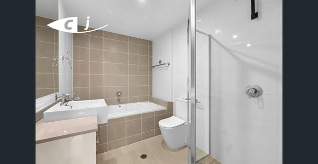 Luxury Living With Lifestyle At Your Doorstep - Photo 1