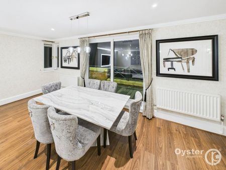 4 bedroom flat to rent - Photo 4