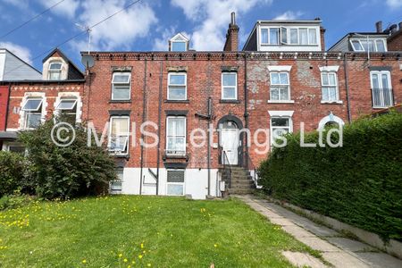 Flat 1, 30 Hyde Park Terrace, Leeds, LS6 1BJ - Photo 2