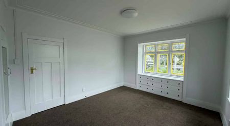 Spacious & Newly Renovated Home in Fairfield - Photo 5