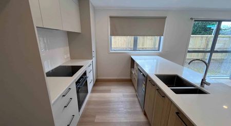 Picture perfect on the Peninsula - Photo 4