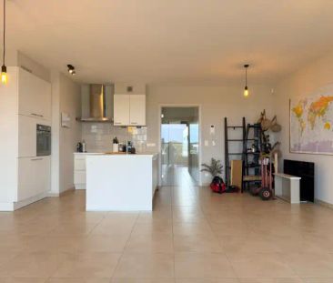 Mooi 2-slaapkamer appartement met prachtig uitzicht! - Photo 1