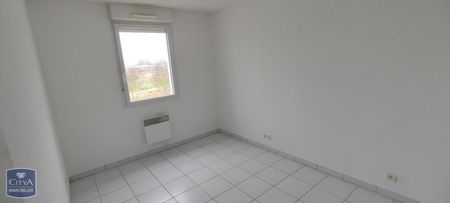 Location Appartement 4 pièces 79m² POITIERS 86000 - Photo 2