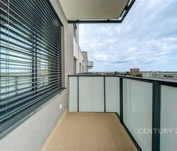 Světlý a Moderní Byt 2+kk s Balkonem a Sklepem, Okamžitě Volný, Hos... - Photo 6