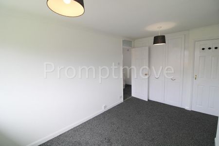 3 bedroom terraced house to rent - Photo 3