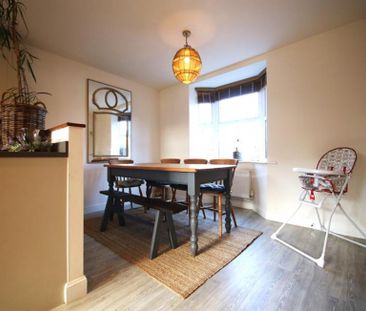 4 Bedroom Detached To Let - Photo 4