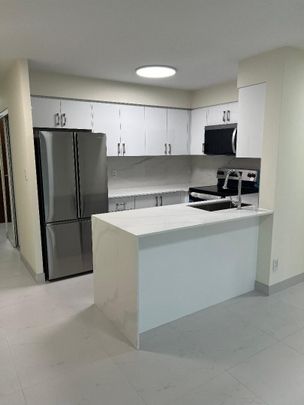 For Lease - 4850 Glen Erin Drive Unit# 201, Mississauga, Ontario - Photo 1