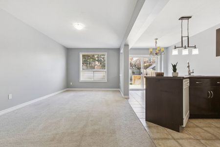 For Lease - 30 Vipond Street, Guelph, Ontario - Photo 5