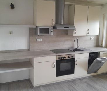 Schöne 2 Zimmer Wohnung mit Balkon, Küche, Keller bei Forchheim - Photo 4