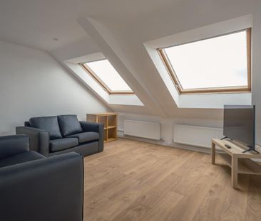 3 bedroom flat to rent - Photo 1