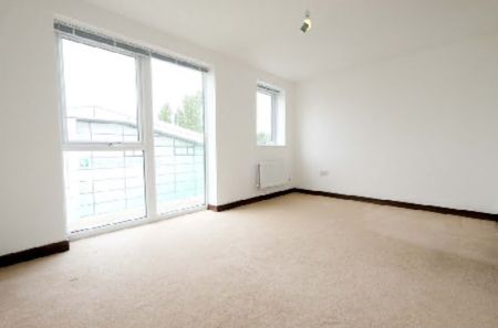 4 bedroom property to rent - Photo 3
