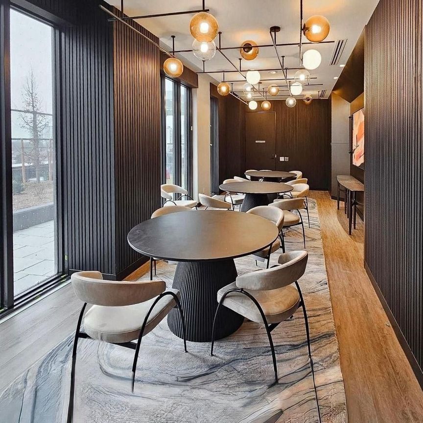 For Lease - 20 Soudan Avenue Unit# 701, Toronto, Ontario - Photo 1