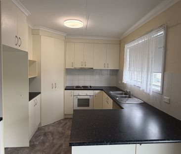 1/51 Carinya Street, Queanbeyan - Photo 4