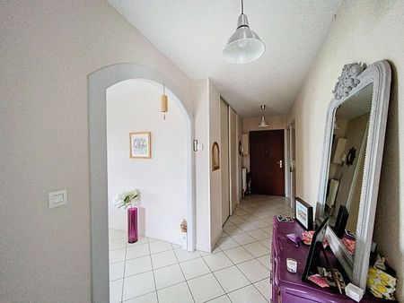 appartement 85m2, 3 chambres, cave, garage, terrasse - Photo 4