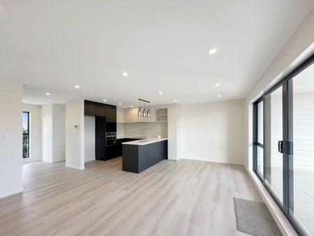 Modern New Townhouse - Photo 5