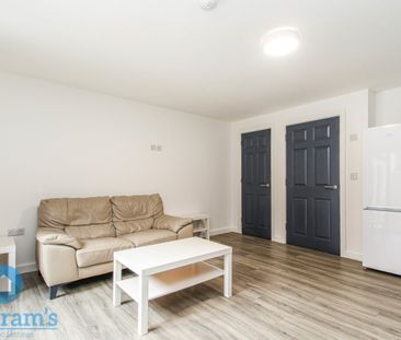 2 bed Apartment for Rent - Photo 1