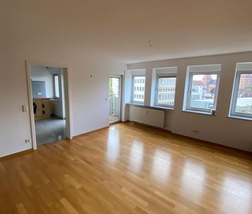 *Traumhafte Aussichten*frisch renovierte 3 Zimmer Wohnung im Herzen von Aschaffenburg City - Foto 4