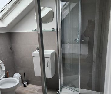 Room in a Shared House, Wells House Road, NW10 - Photo 4